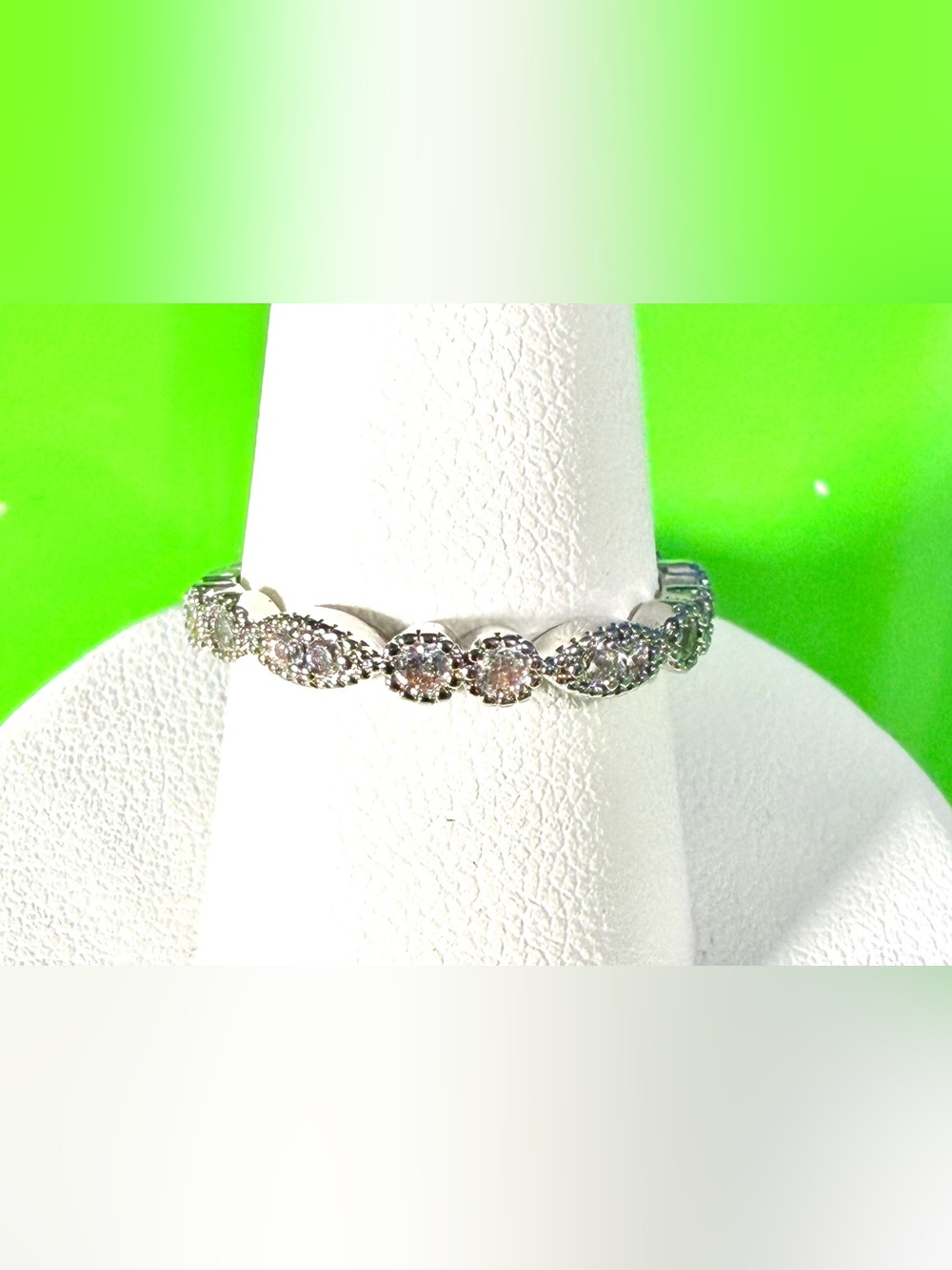 Sterling Silver Cubic Zirconias in Geometric design Women’s ring Size 7